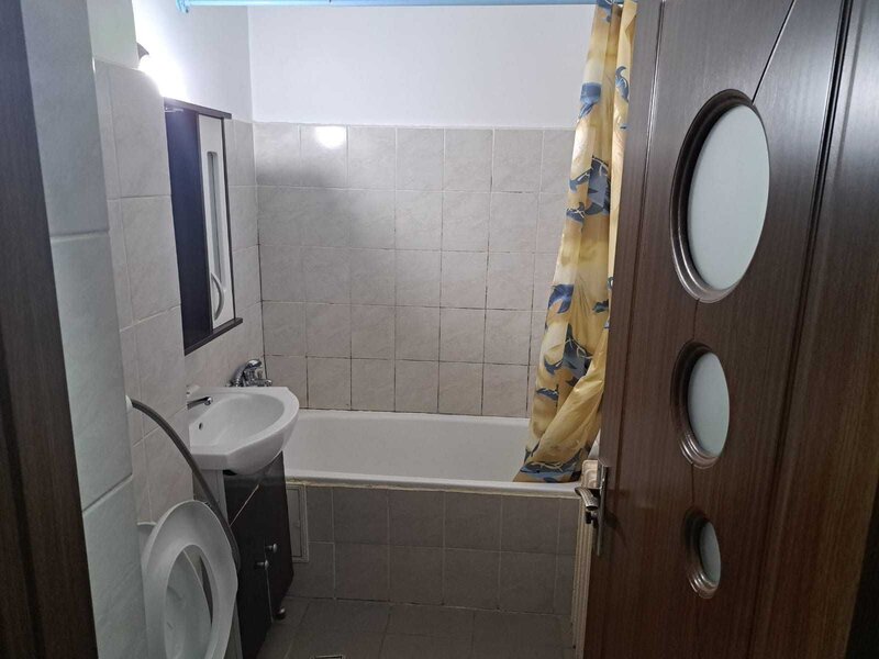 Berceni, Turnu Magurele, Grand Arena, stradal, ocazie